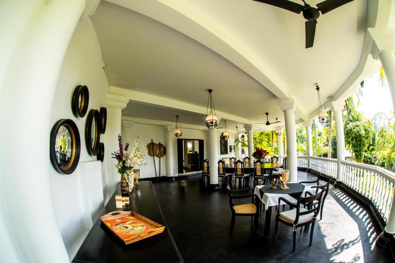 Tropical House - Jungleside Villa Hikkaduwa Exterior foto